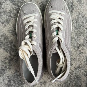 Rothy’s size 7 Vintage Grey Lace Up